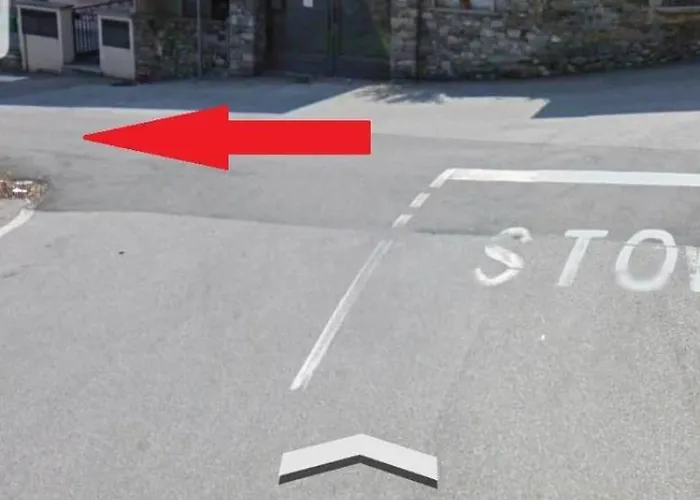 Nel Giardino Di Dafne Lantgård Stresa