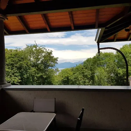 Nel Giardino Di Dafne סטרסה